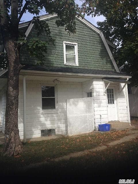 1st image of 22 Craft Ave
