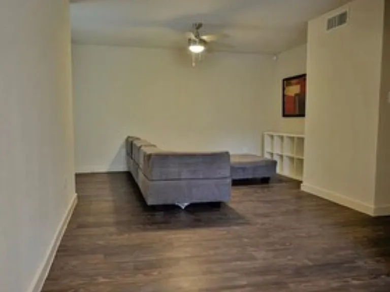 3412 Graustark St — Photo 4