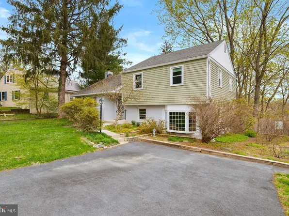 137 Waterloo Ave, Berwyn, PA 19312