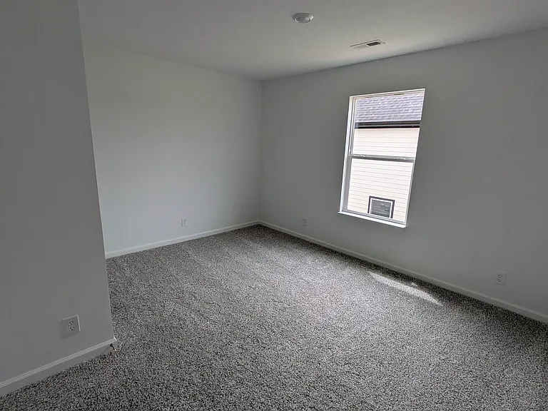 6310 Lobelia Ct — Photo 9