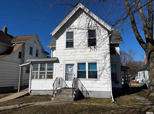 716 N 2nd St, Clinton, IA 52732