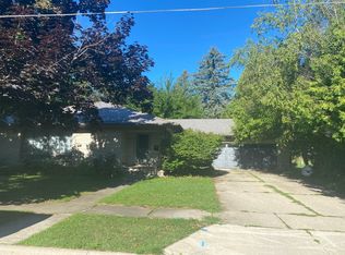 105 N Geneva Ave, Sturgeon Bay, WI 54235