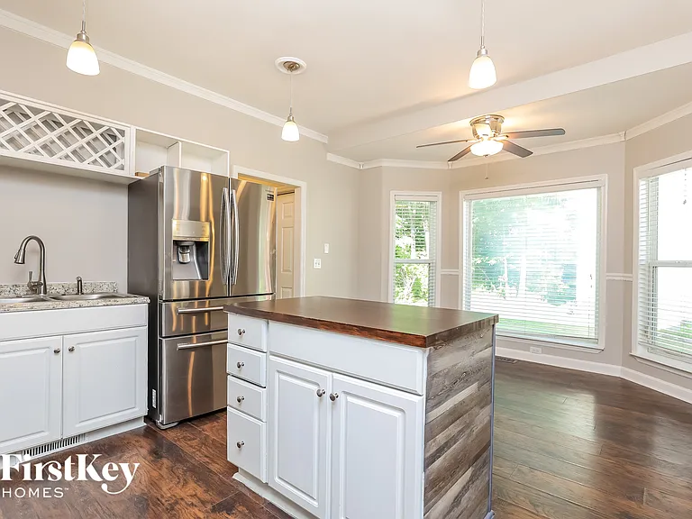221 Shoemaker Ct — Photo 6