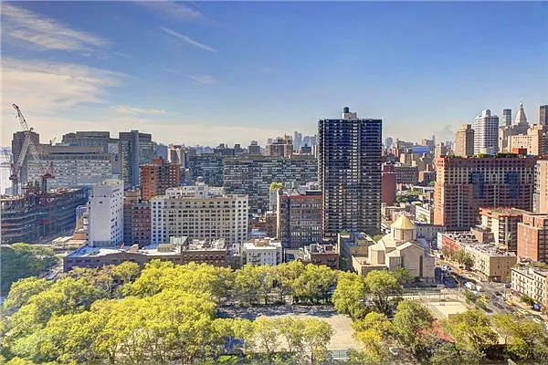 Sold by Park River | media 33