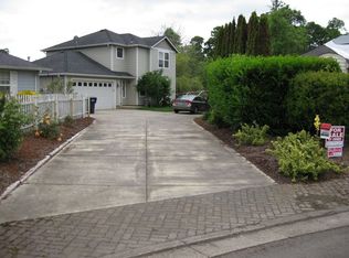 579 Bowman Cir E, Monmouth, OR 97361