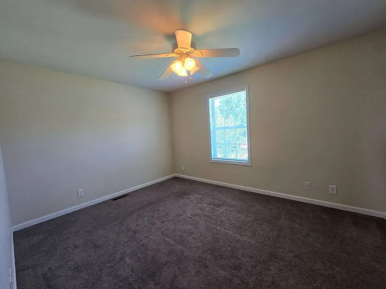 253-1A Executive Ave — Photo 10