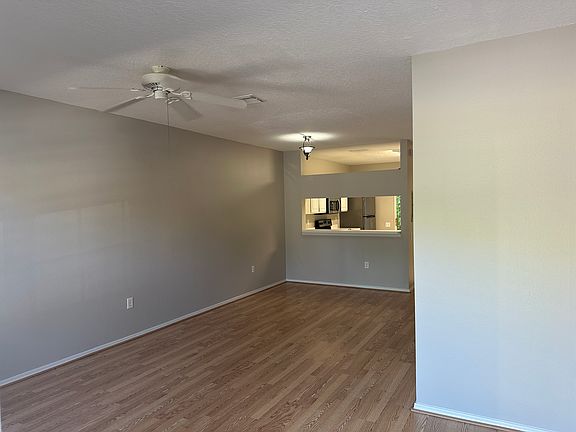 2nd image of 1239 Kennewick Ct