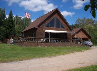 14 River Rd, Saranac, NY 12981