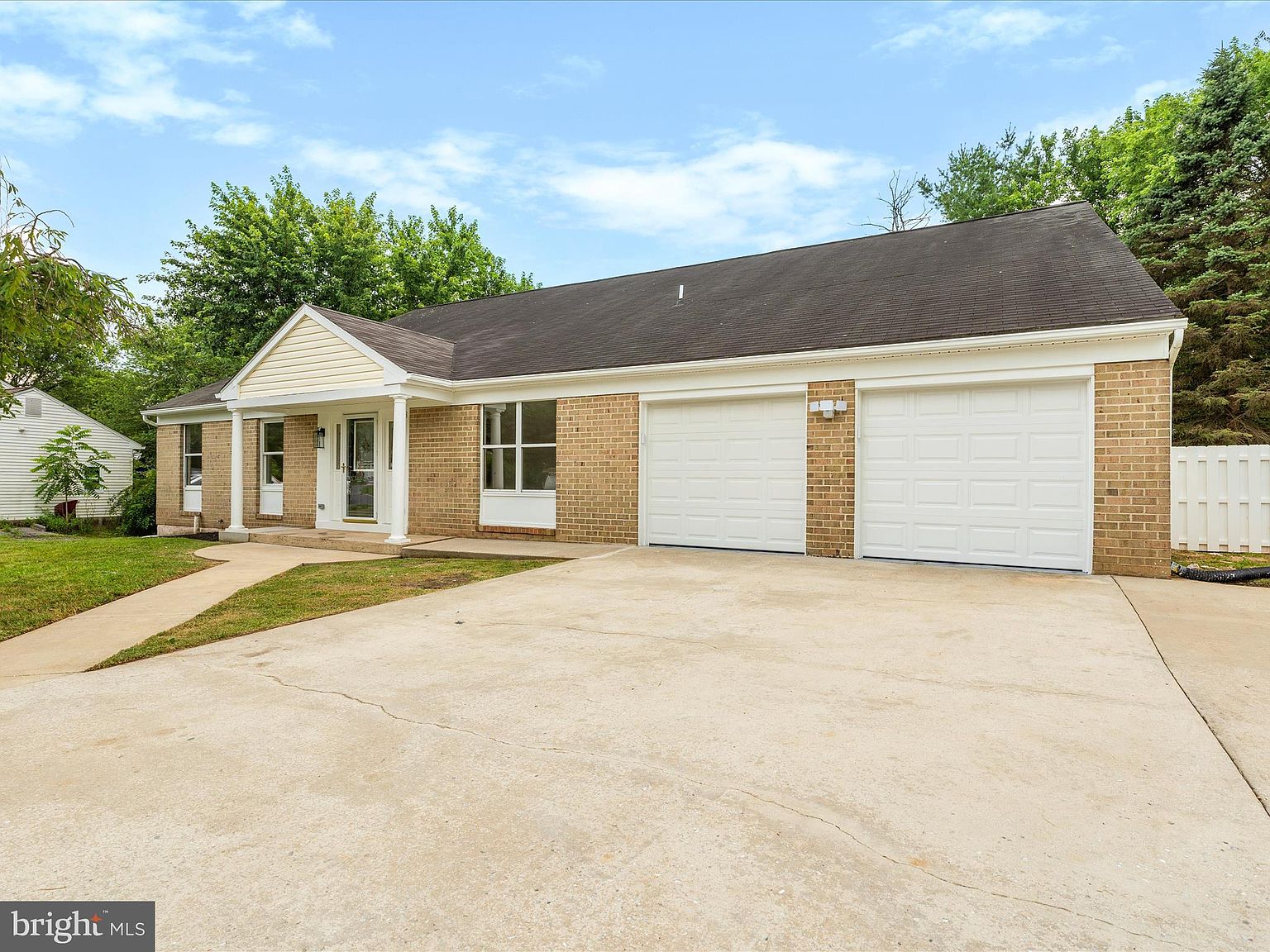 RIRIi✨ 10408 Carlyn Ridge Rd, Damascus, MD 20872 | Zillow