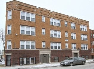 7601 S Coles Ave, Chicago, IL 60649