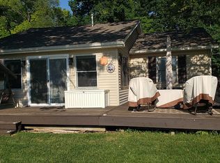 11590 Portage Lake Ave, Pinckney, MI