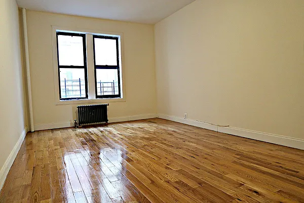 Rented by Level Group | media 3