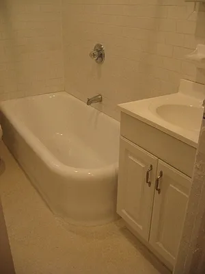 Rented by PMG Real Estate  | media 34