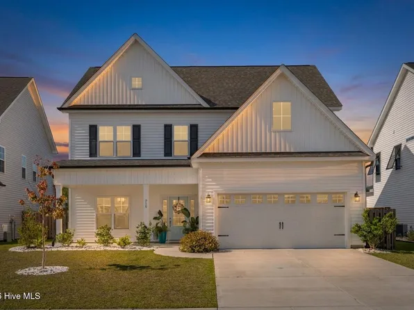 210 W Yellow Lois Drive, Hampstead, NC 28443