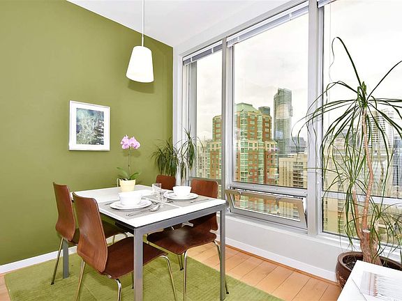 5th image of 989 Nelson St #1408