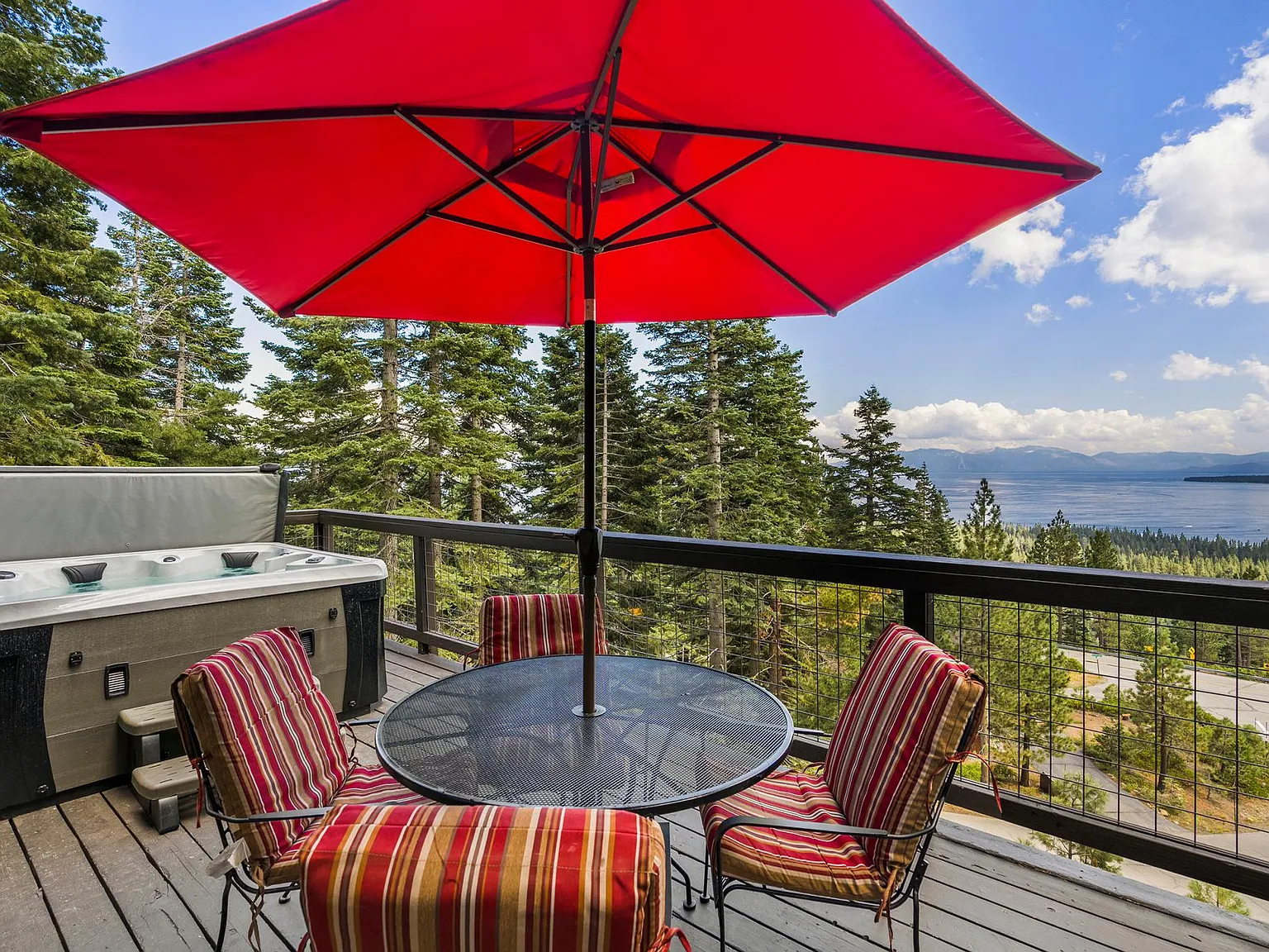 4 bed, 3.5 bath, $5,600 — Photo 4