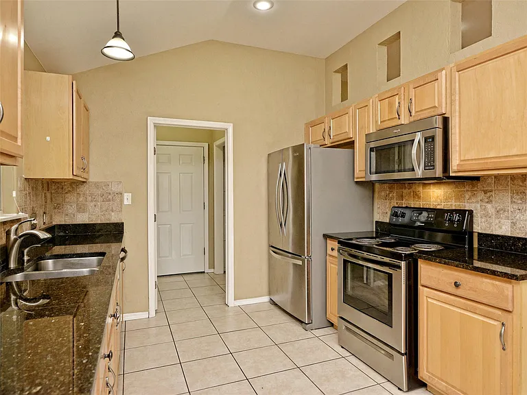15202 Flamingo Dr — Photo 17