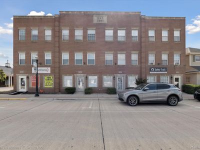 239 Main St, Belleville, MI, 48111