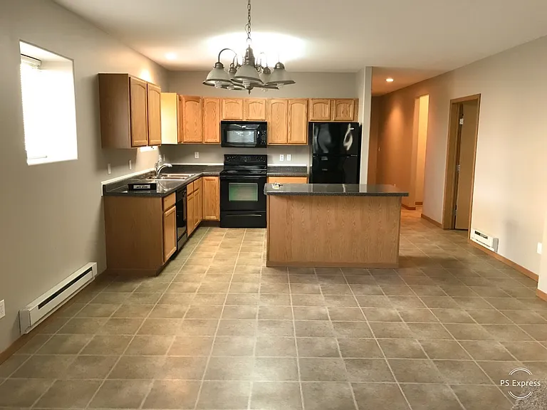 Apartments on Main - Live the Downtown Lifestyle — Photo 18