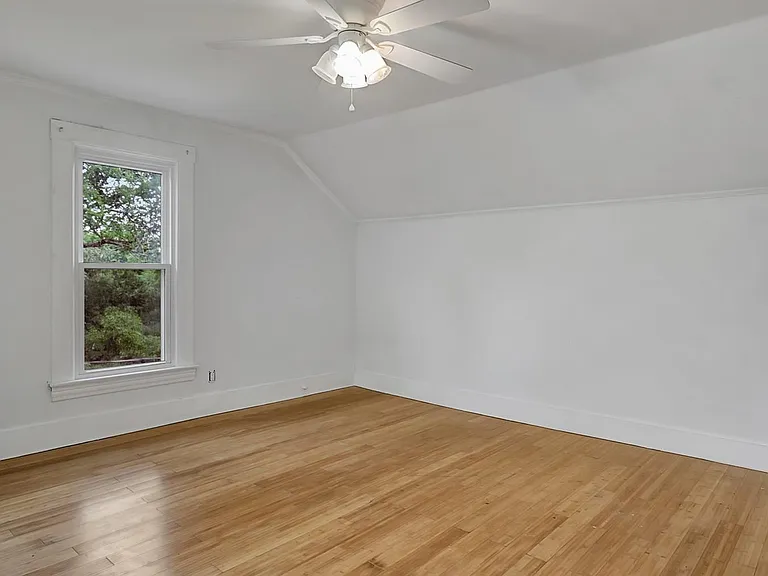 Second large bedroom upstairs