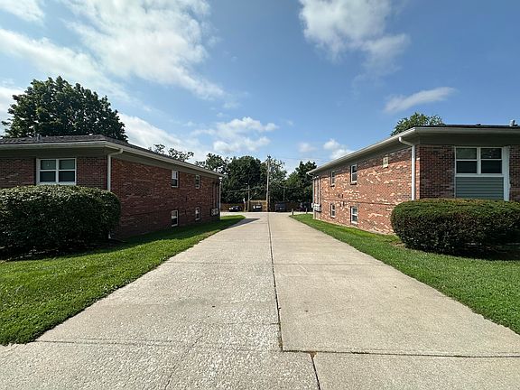 3rd image of 380 Redding Rd #1