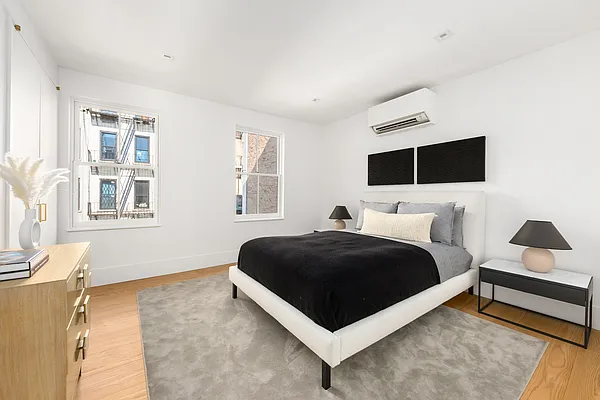 Sold by Compass | media 10