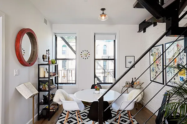 Rented by Nooklyn NYC LLC | media 25