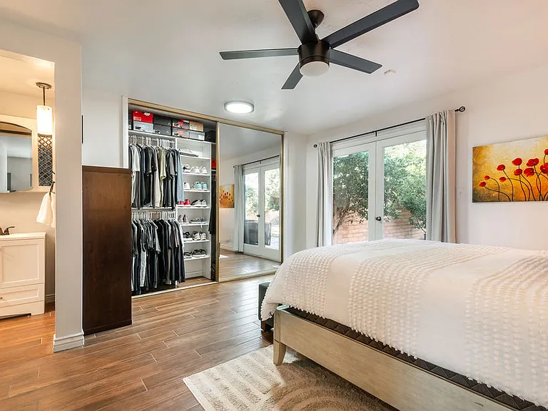 545 S Valley View Dr #137 — Photo 30