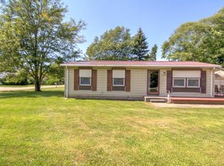 5856 Lakeshore Rd, Lexington, MI 48450
