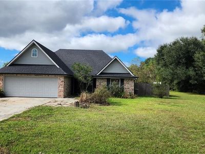 316 Barkley St, Iowa, LA, 70647