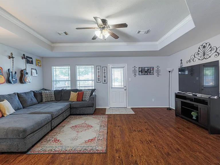 24435 Cornell Park Ln — Photo 15