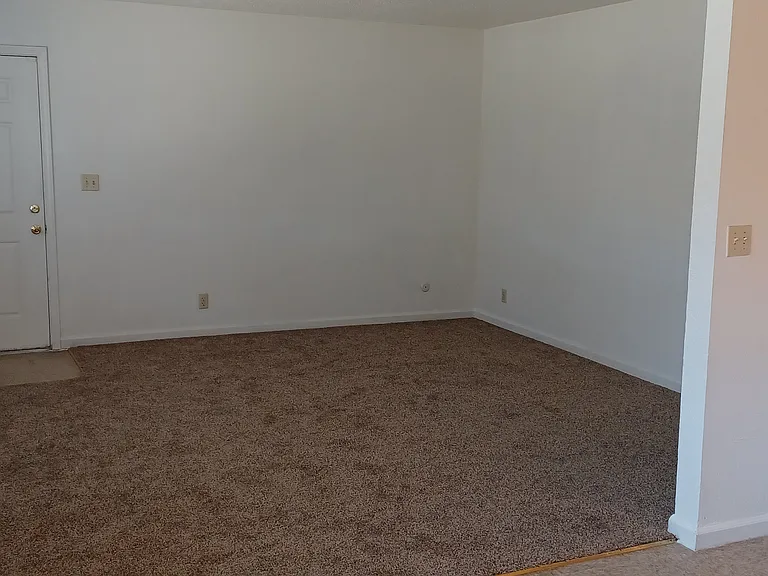 218 W Dakota Ave #A — Photo 5