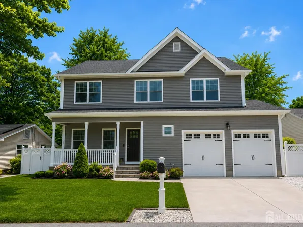 741 Beach Ave, Beachwood, NJ 08722