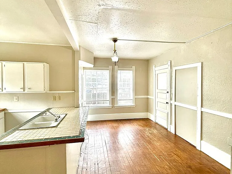 719 N Nevada Ave — Photo 7