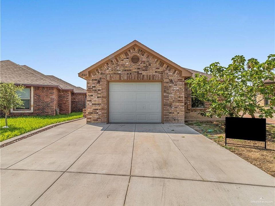 1st image of 2107 Crystal Dr