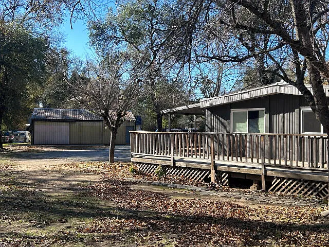 22194 Carlie Dr photo 1