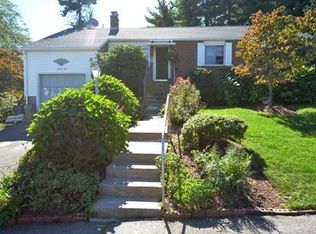 96 Doty St, Waltham, MA 02452