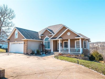 135 Ridgeview Dr, Saint Robert, MO, 65584