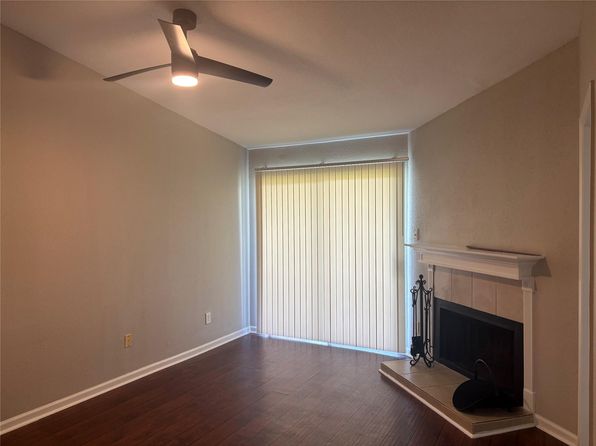18800 Egret Bay Blvd APT 1602