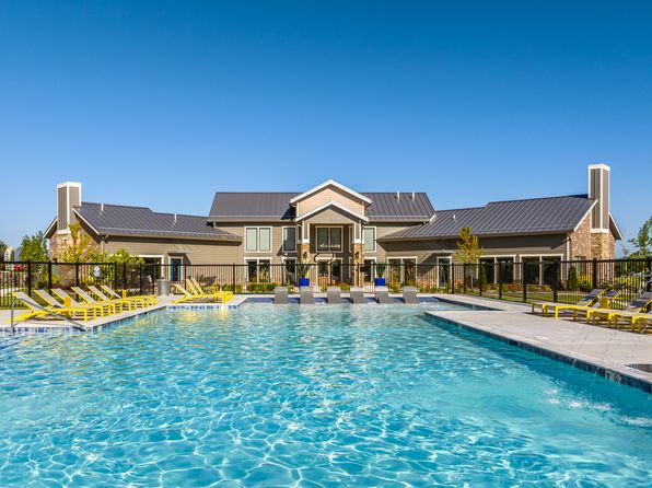 301 Towne Center Dr #918