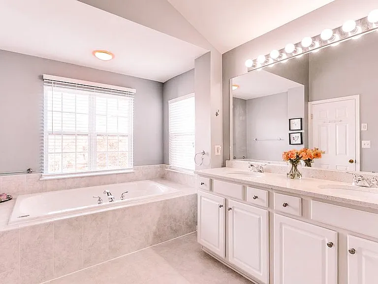 4219 Sonia Ct — Photo 12