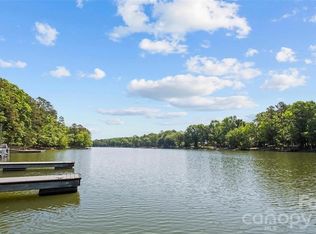 722 Emerald Bay Dr, Salisbury, NC 28146
