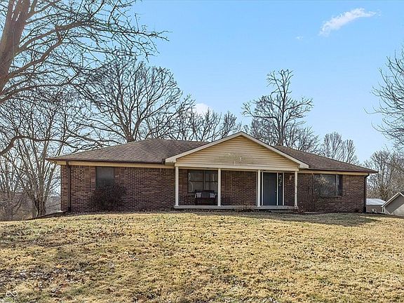 2nd image of 7291 E Spring Lake Rd