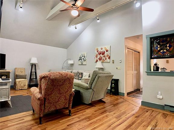 2nd image of 5 Reservoir St #A
