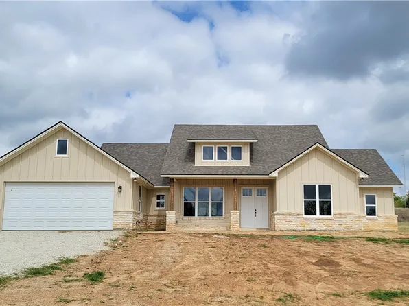 1439 Lone Star Ln, Franklin, TX 77856