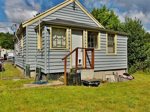 4th image of 1714 Snyder Ave