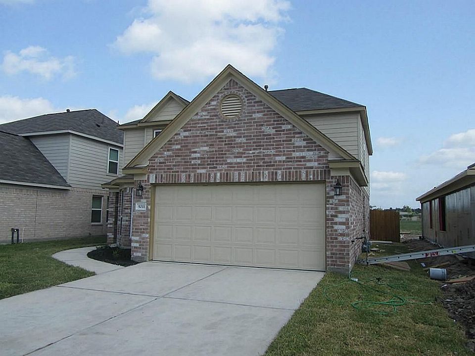 1st image of 5011 Fair Oak Dale Ln
