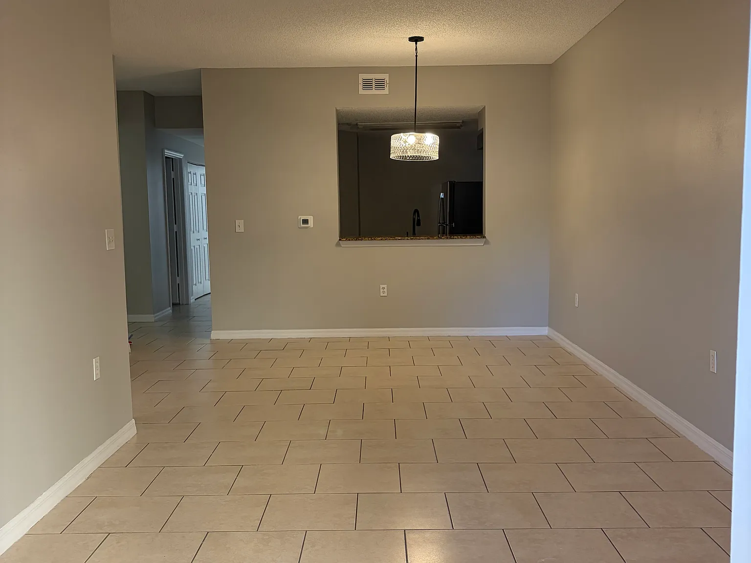 Palm Villa Condominium — Photo 4