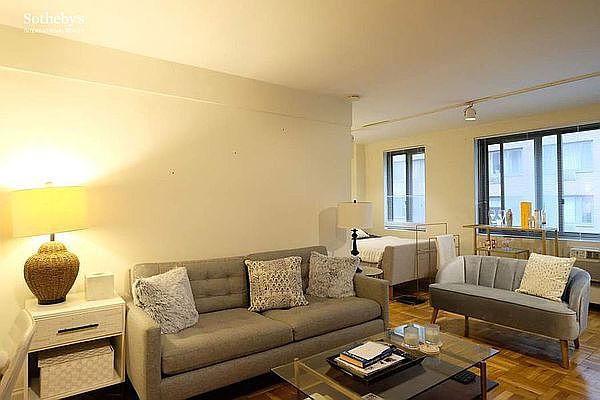 1st image of 425 E 63rd St APT E4b