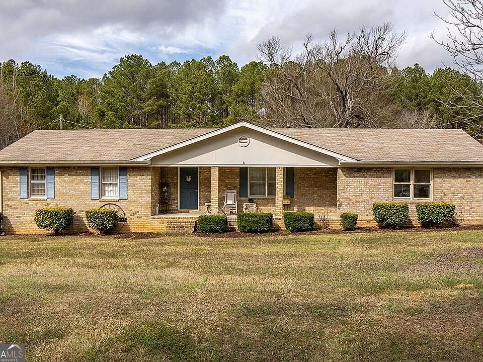 1st image of 724 Earl North Rd